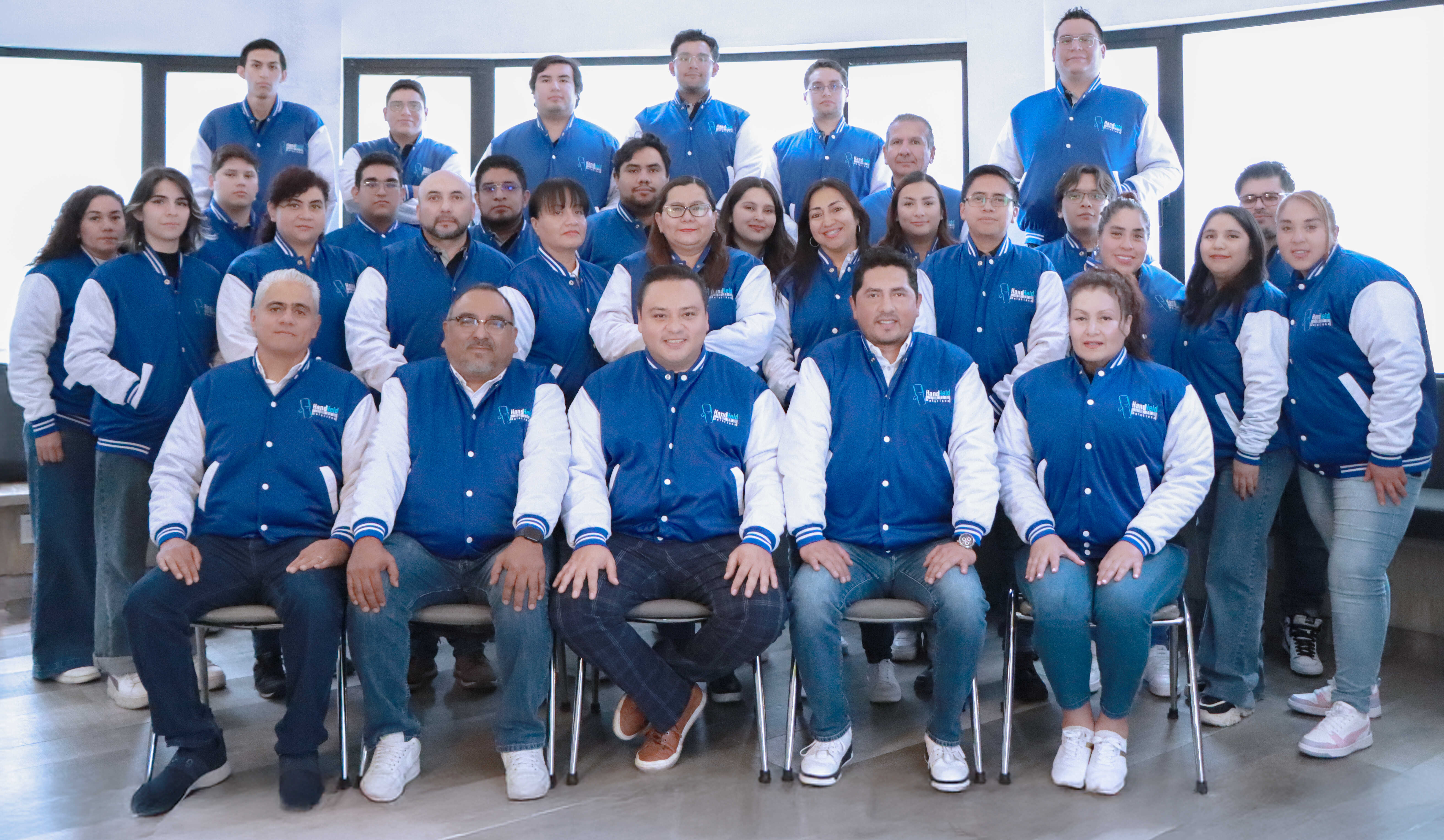 Miembros de equipos de Hand Held Solutions
